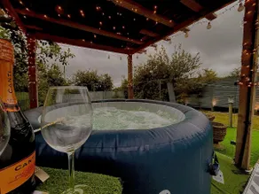 Sleeps 10-12 Snowdonia North Wales Nr Zip World - Image 1