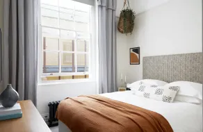Contemporary Studio - minutes from Angel Tube St. - Image 3