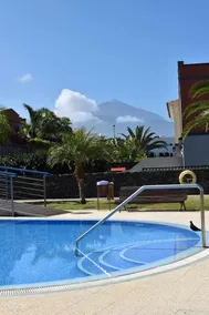 La Quinta Sunset Duplex · Ocean and Pool Views - Image 2