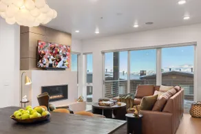 Apex Residence by All Seasons Resort Lodging - Image 5