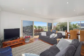 Surf188 - Image 2