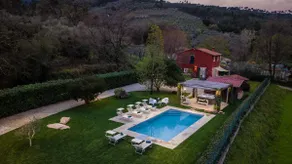 Villa mit Grill, privatem Pool und Garten - Image 2