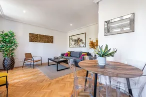 Modern & Bright - 1BD 1BTH - Justicia - Image 3