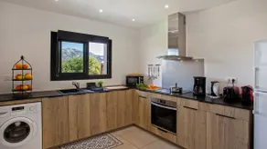 apart Levante shared swimming pool bbq - Image 4