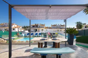 Villa méditerranéenne \"Calipso\" avec Wi-Fi, terrasse et piscine - Image 4