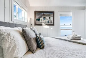 Lakefront w/ Hot Tub + Private Beach | Near Point Pelee - Image 2