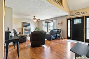 NY! Tranquil Family Home - 14 mi til Springfield! - Image 5