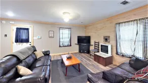 Little River Retreat - Image 2