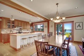 Near Roche Harbor - Cape Cod style home! WBV - Image 3