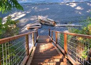 WASSERFRONT! STRASSEN ZUM PRIVATSTRAND - (UNTERKUNFT AM PEBBLE BEACH) - Image 4