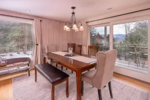 Classic Stowe Ski Chalet chalet - Image 5