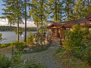 Waterfront Home on Westcott Bay! (Oyster Beach) - Image 3