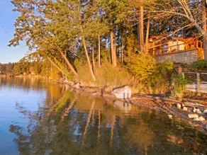 Waterfront Home on Westcott Bay! (Oyster Beach) - Image 2