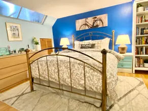 Comfy, Cozy Place to WFH | Close to UofT/Hospitals - Image 4