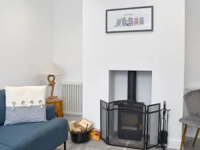Sapphire Cottage - Image 2