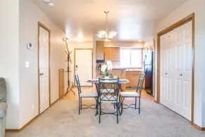 Cozy Meridian Home * HULU * W/D * 12 Min to Boise - Image 4