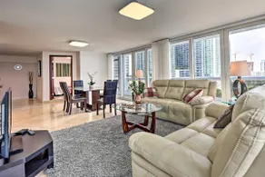 NOUVEAU! Condo de grande hauteur au bord de l'eau - Miami Beach 5 Mi - Image 4
