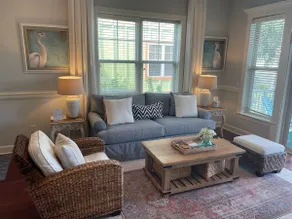 Back Bay # 11. Folly Beach Townhouse 3 BR à distance de marche de la plage et des commerces. - Image 3