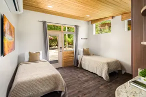 Nama-Stay Room 5 | Two Twin XL Beds Near Zion - Image 2