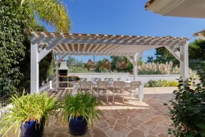Casa de Familia - Image 2
