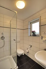 Apartment-Private Bathroom-Balcony-Apartment - Image 3
