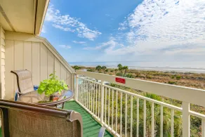 Ocean Views + Pool Access: Hilton Head Getaway - Image 2