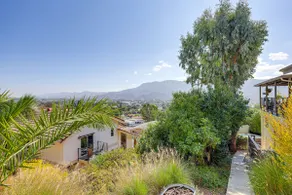 16 Mi to Beaches & Wineries! Chic Peaceful Retreat - Image 2