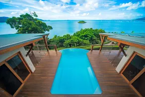 Amazing Whitsunday Views at High Tide - Image 5