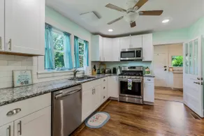 S Circle 220: A beautifully restored 2-bedroom home in charming Salem, SC. - Image 2