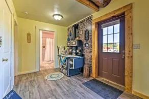 'Honey House Cabin' - A Quiet Countryside Retreat! - Image 4
