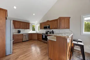 Geräumiger See-Blick Rückzugsort mit Whirlpool & Spielzimmer! - Image 3