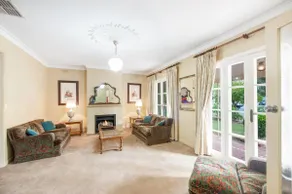 Ayr House - Echuca Holiday Homes - Image 2