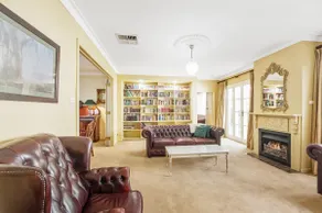 Ayr House - Echuca Holiday Homes - Image 3