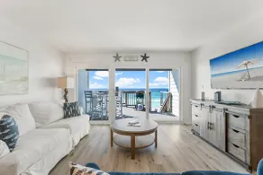 Waterside Dreams with Private Beach and Next To World Famous Pompano Joe's - Image 3