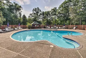 Gull Lake All-Season Getaway w/ Private Deck - Image 3