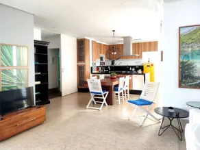 Great location near Esmeralda shopping mall - Image 4