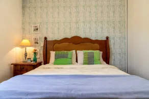 Great location near Esmeralda shopping mall - Image 5