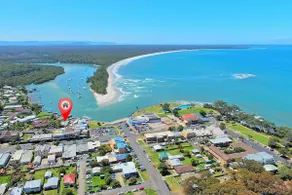 Waterfront with Private Jetty - Pet Friendly - Image 2