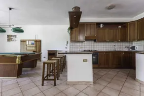 La Villa - Luxury Home - Image 3
