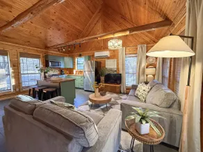 The Camphouse ~ ON Livingston Creek - Image 2
