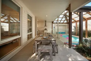 Ballara #8 Boathouse - Image 4