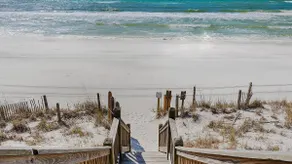 Bella Vista - Located in Seaside - Sleeps 6 - Image 4