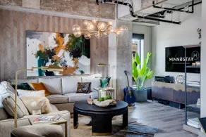 MINNeSTAY* Sable 501 Luxury Two Story Loft - Image 2