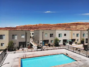 Sleeps 28 | Bikes | Pool/Spa | Garage | 619/623 - Image 3