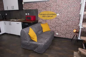 3*** furnished vacation rental Industrial loft in Fismes - Image 5