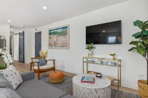 Twenty Shore - 1 Surf Suite - Image 4