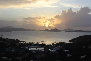 Beautiful Honeymoon Suite at Sunset Serenade - Image 3