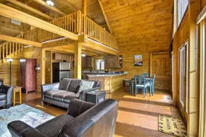 Cozy Winter Retreat: Great Location & Pet Friendly - Image 5