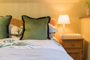 Crow Cottage - Image 3