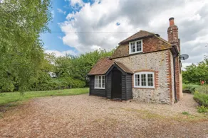 Crow Cottage - Image 4